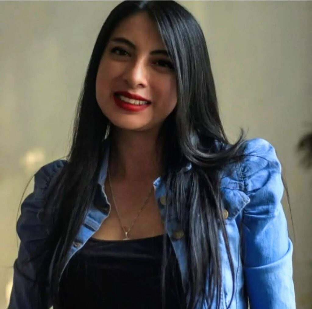 Psicoterapeuta en línea México - Lic. Berenice Flores